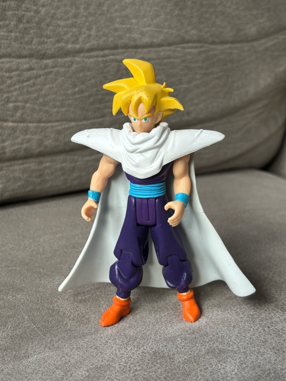 Irwin Dragon Ball Z Super Saiyan Gohan 5” Action Figure